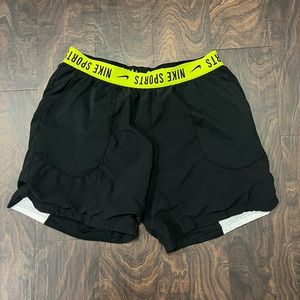 Nike Men's Reversible Training Shorts